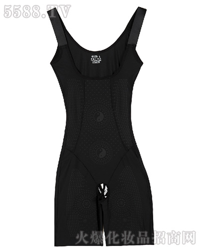 �|ݸ��ʯ�������ػ��yƷ���У������������w���µ������ɫ