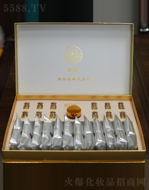 ���ϰ��ƾ��B(y��ng)���Ƽ����޹�˾��꿰����β��B(y��ng)�o��