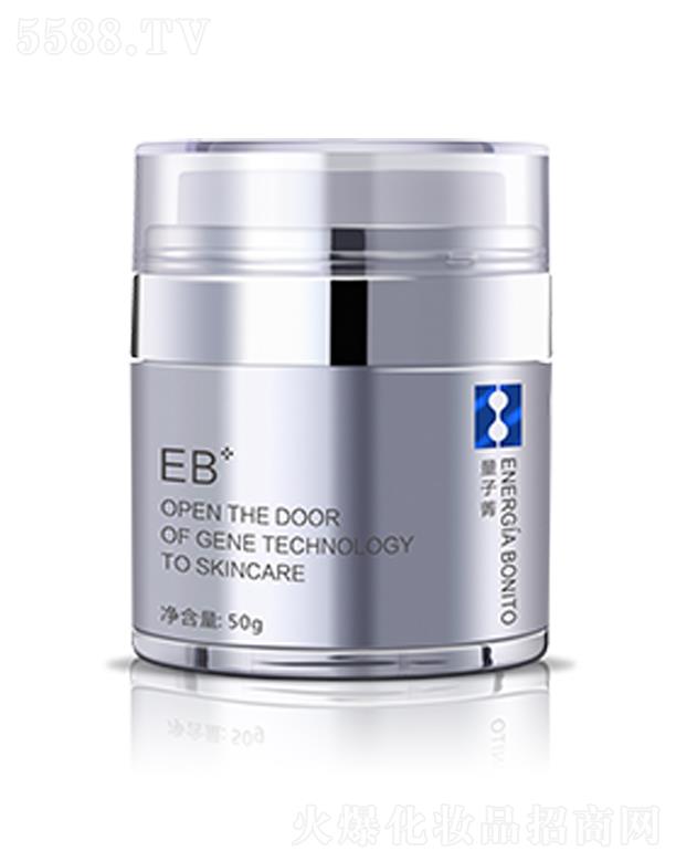 ���w���˪