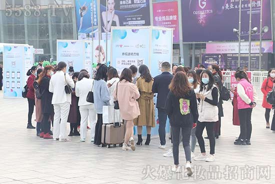 ����ʢ�����س��������44�óɶ����I(y��)���[��ʢ���_Ļ