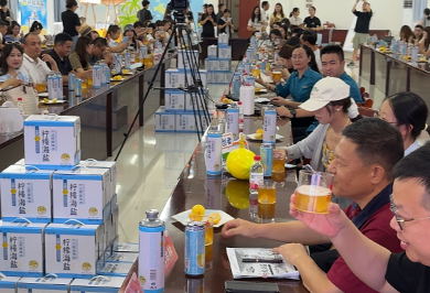 �¾��𱬾W(w��ng)����18����