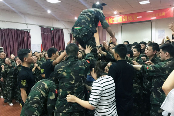 �ɹ�·�ϳ�M(m��n)�G�����F(tu��n)�Y(ji��)һ�����K׌�҂�����������