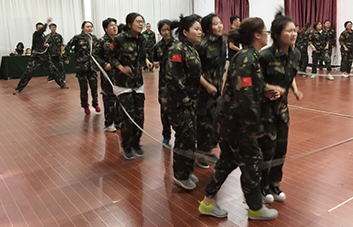 �����X(ju��)�ѡ��Ʊ��O�����@һ·�҂��A(y��ng)��Ư����