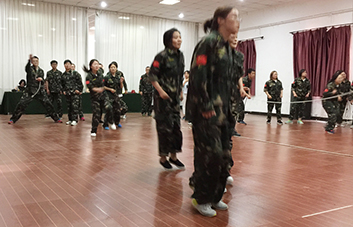 �����X(ju��)�ѡ��Ʊ��O�����@һ·�҂��A(y��ng)��Ư����