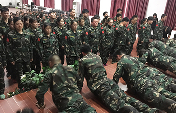 �e�ֱ�Q���I(l��ng)�����������F(xi��n)��W(xu��)�T��