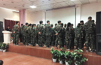 ����������һ���x�����㶼Ҫ�ٷְو�(ji��n)����