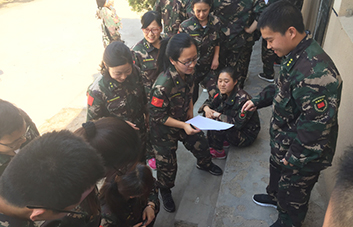 �����ӡ�����(zh��n)�������(du��)�飬�I(l��ng)��(d��o)������չʾ��