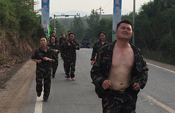 �@���H�H�Ǻ�(ji��n)�ε�ͽ���������x�����������ǈF(tu��n)�(du��)���ں���