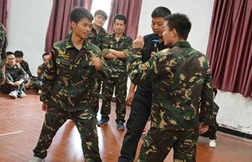 �A(y��ng)�ܣ�����˼�S����������(y��ng)�ٶ����l(f��)չ���ن���(d��ng)������